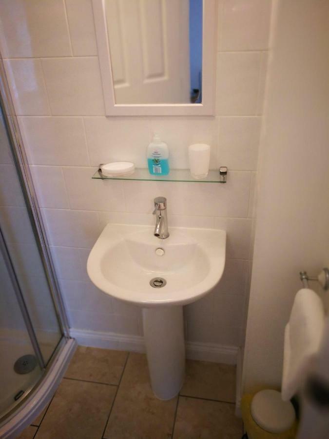 Double Room Private Bathroom,1492091125:JPEG